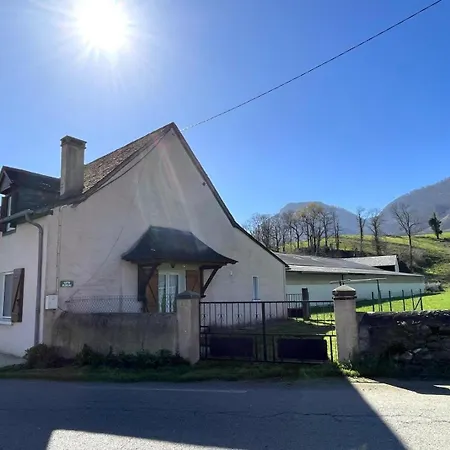 Chez Bourdet-pelou Holiday home *